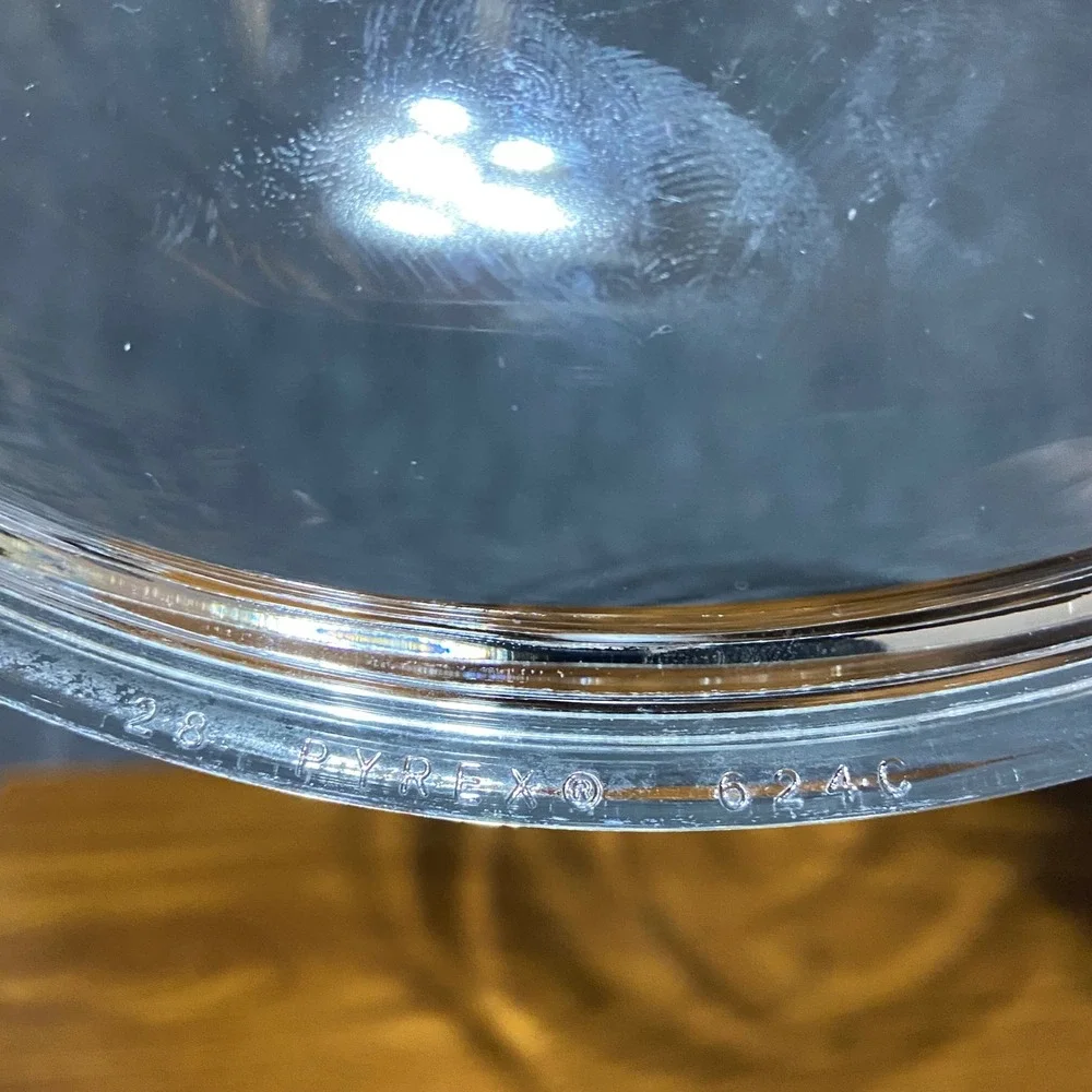 Vintage‎ Pyrex 2QT Clear Ribbed Round Casserole Dish with Ribbed Lid 024-S 624C